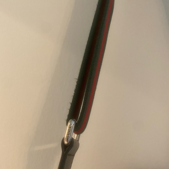 Authentic Gucci tote bag with signature Gucci logo and strap - Picture 6 of 16